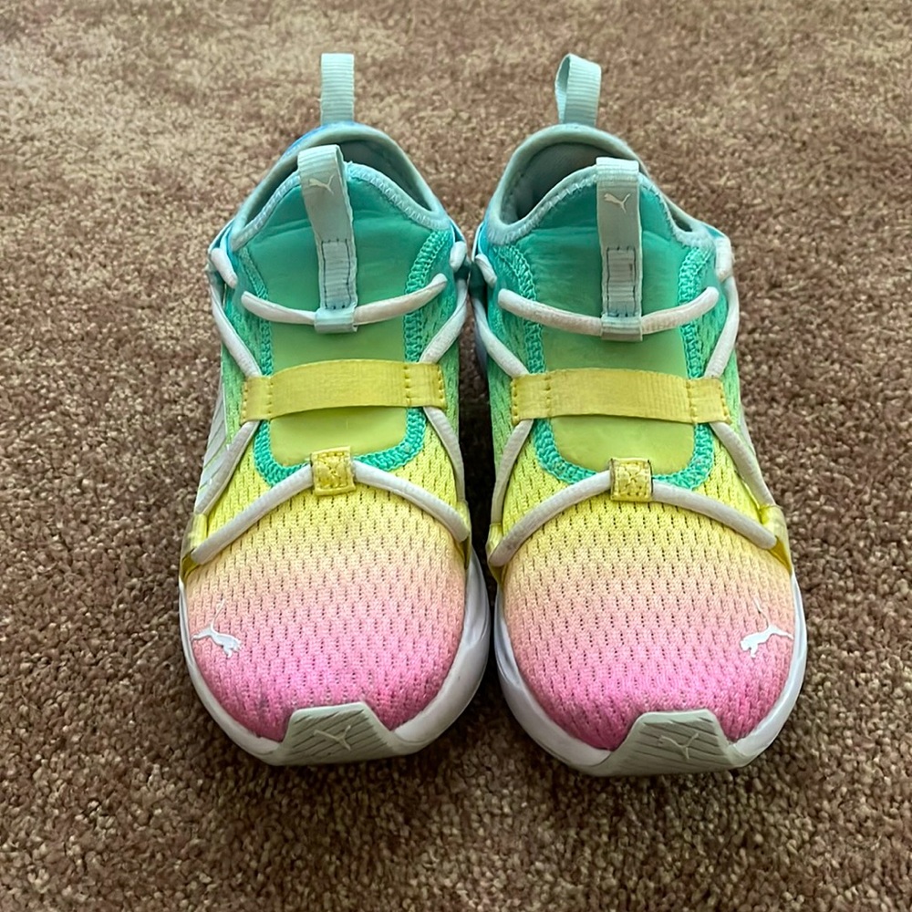 Puma Sport tennis shoes